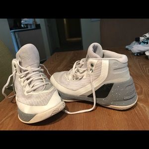 Little boys Steph Curry